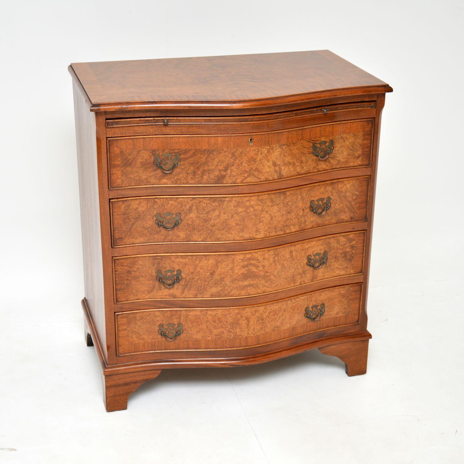 Georgian Style Antique Burr Walnut Chest of Drawers (1 of 10) Georgian Style Antique Burr Walnut Chest of Drawers (1 of 10)