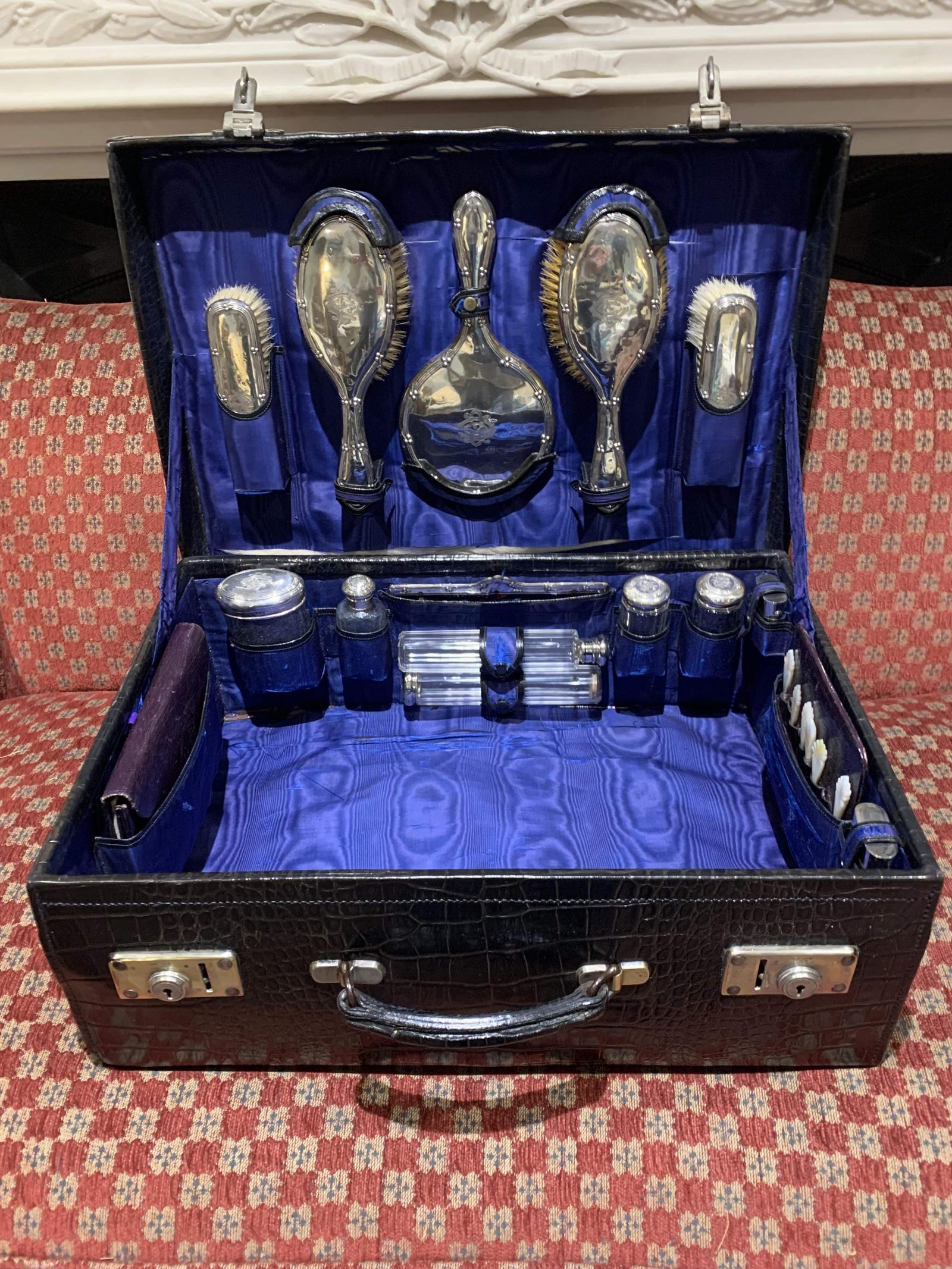 Crocodile Vanity Case (1 of 25)