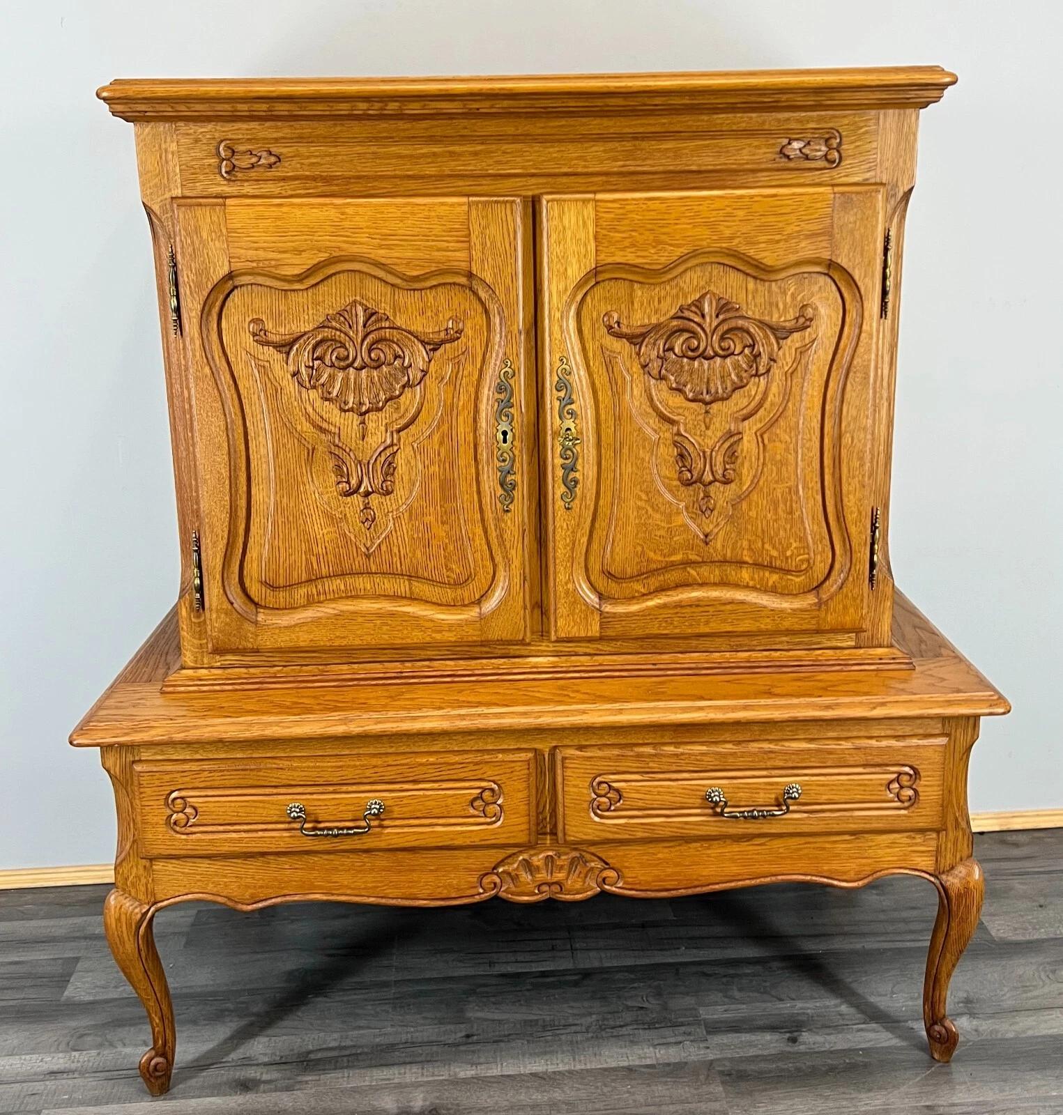Oak Furniture - main image