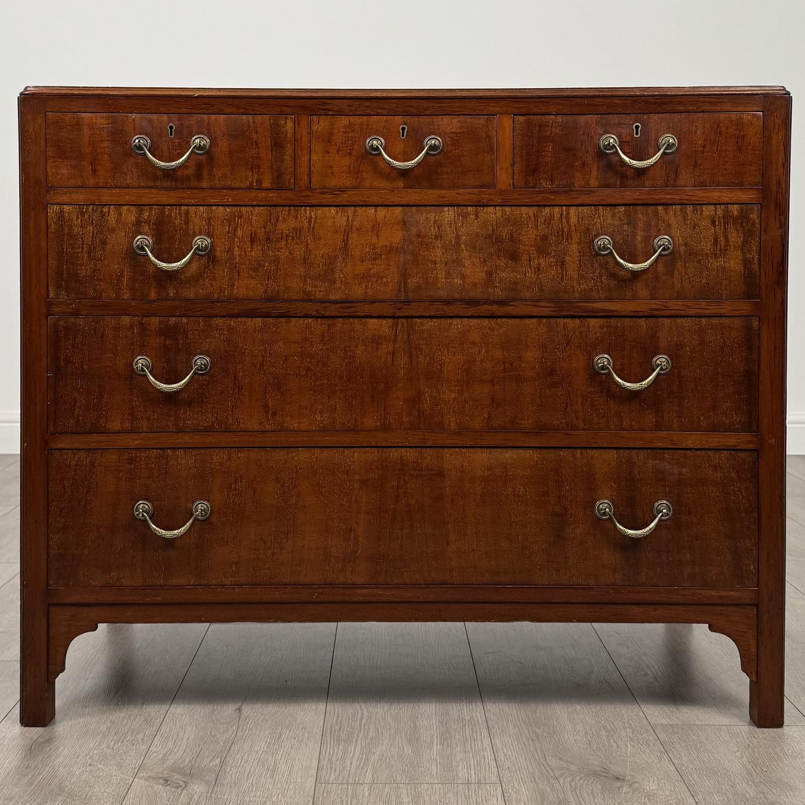 Antique 19th Century Good Quality Mahogany Chest of Drawers (1 of 11)