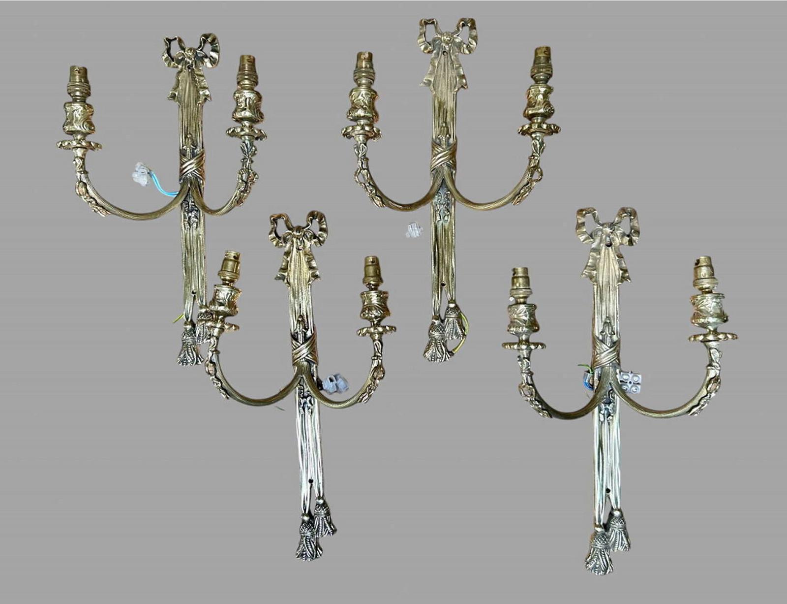A Set of Four Highly Decorative Mid 20thc Wall Double Light Sconces with Decorative Detail (1 of 6) A Set of Four Highly Decorative Mid 20thc Wall Double Light Sconces with Decorative Detail (1 of 6)