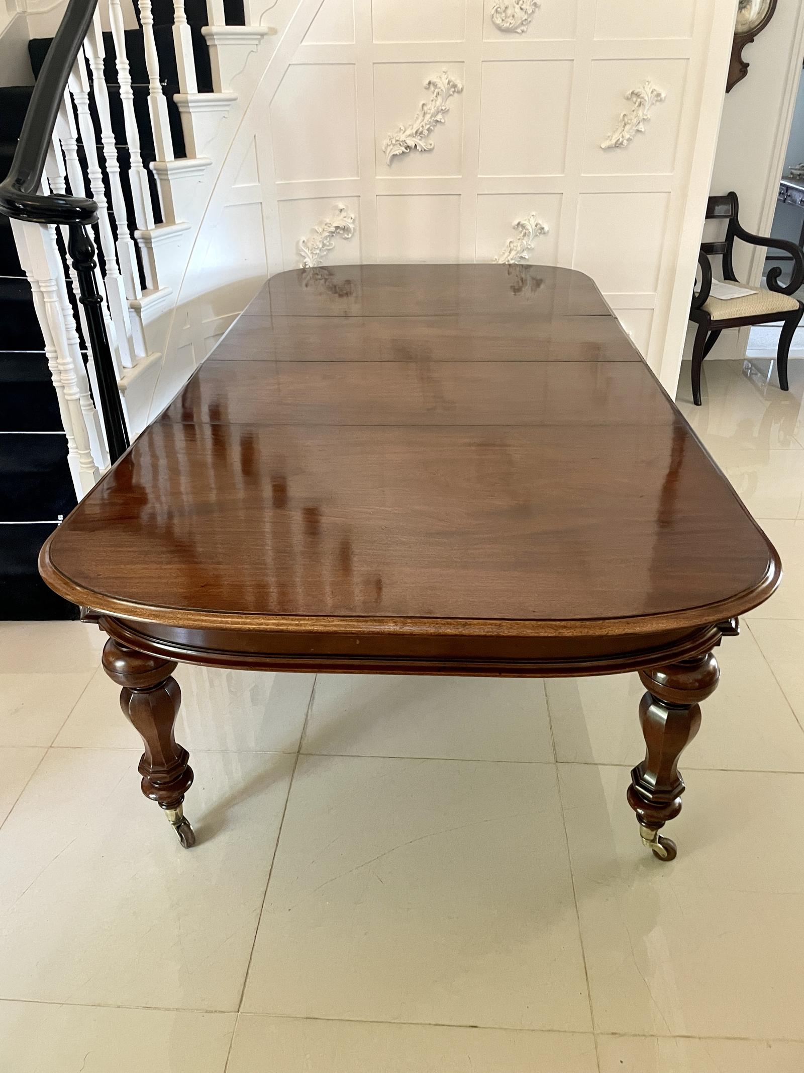 Superb Quality Antique Victorian Figured Mahogany Extending Dining Table (1 of 19) Superb Quality Antique Victorian Figured Mahogany Extending Dining Table (1 of 19)