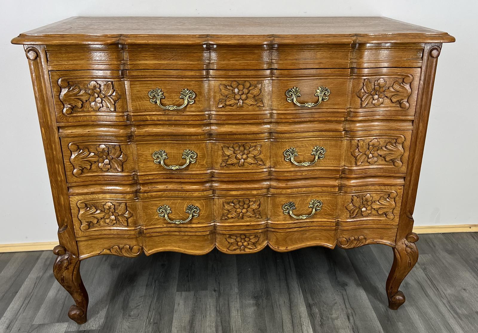 Vintage French Chest of Drawers / Sideboard / Cabinet (1 of 9) Vintage French Chest of Drawers / Sideboard / Cabinet (1 of 9)