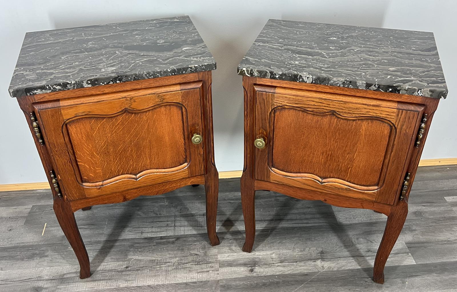 Vintage French Oak Bedside Tables Pair Marble Top Cupboards Cabinets LOT 3942 (1 of 12)