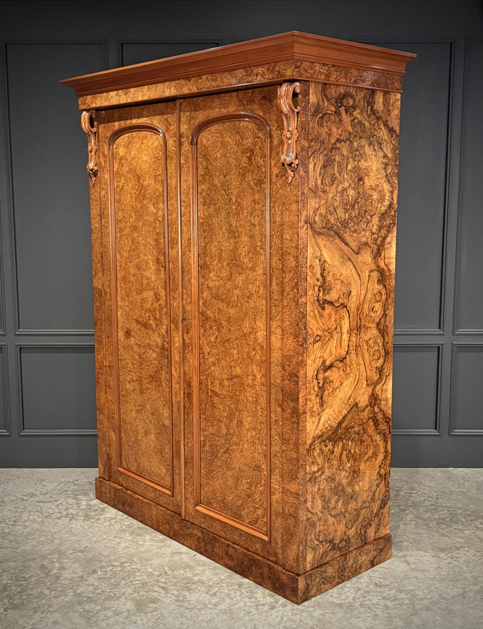 Fine Victorian Burr Walnut Wardrobe (1 of 12)