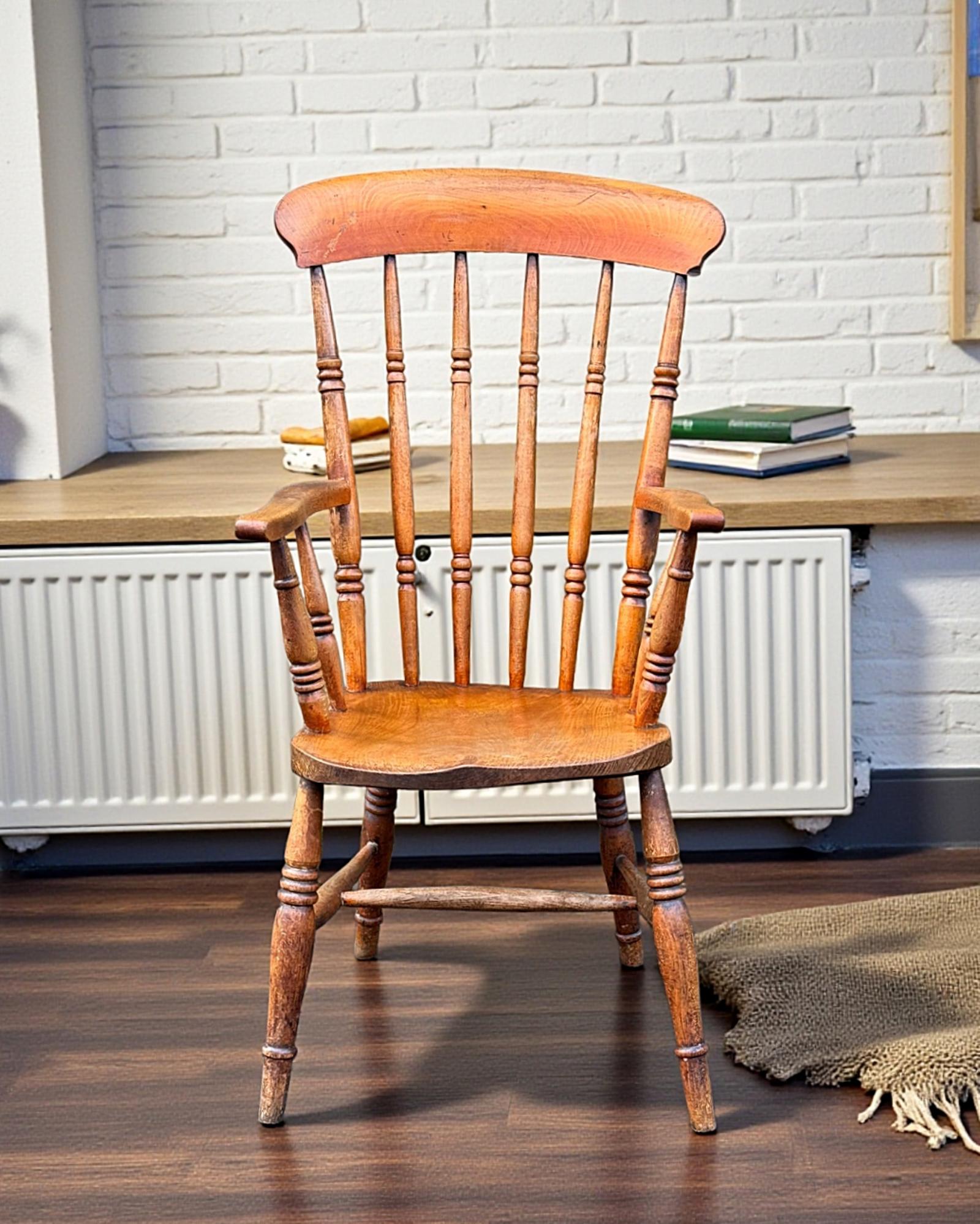 Antique English Windsor Armchair Stamped WMW (1 of 15) Antique English Windsor Armchair Stamped WMW (1 of 15)