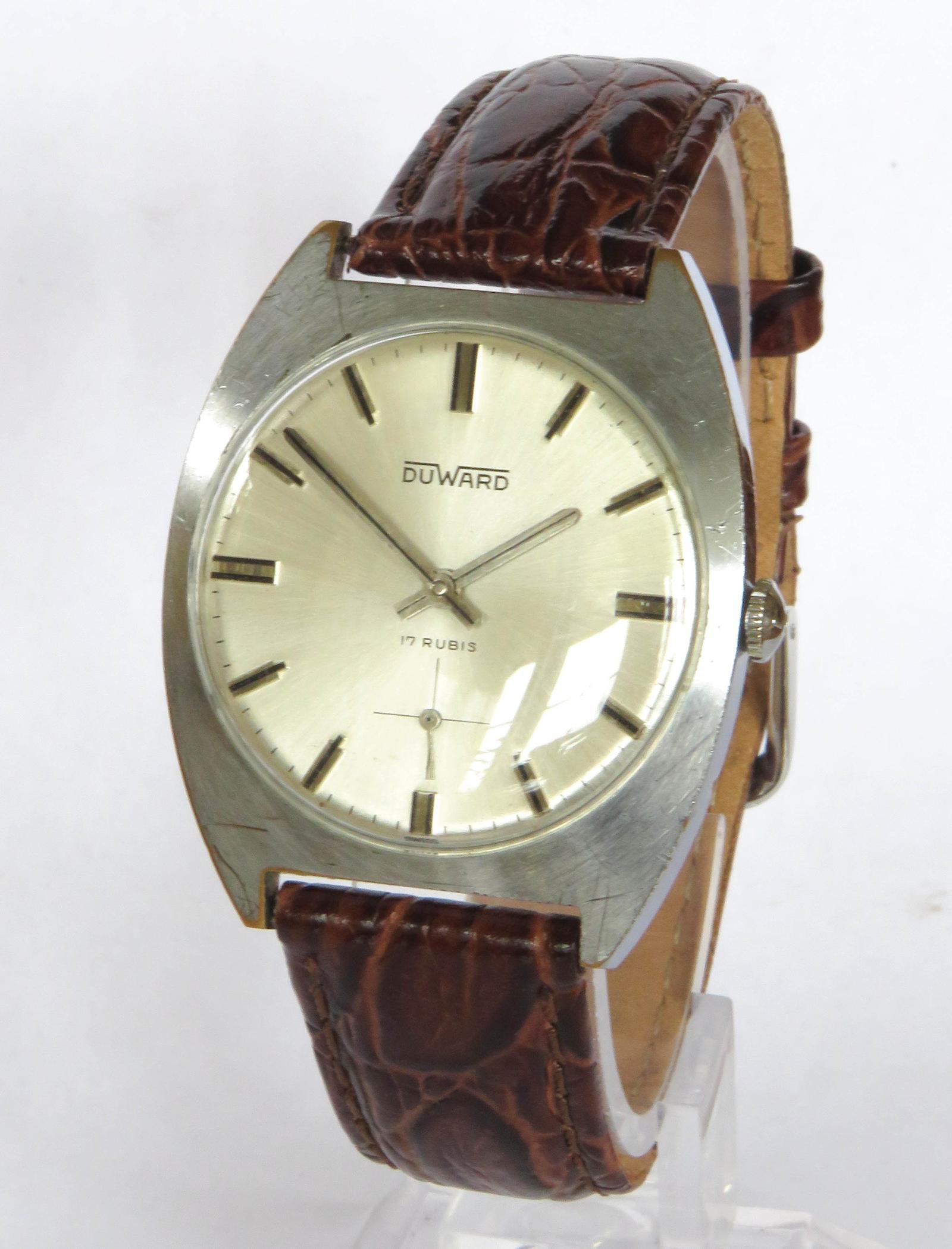 Watch: Gents 1960s Duward Wrist Watch (1 of 5)