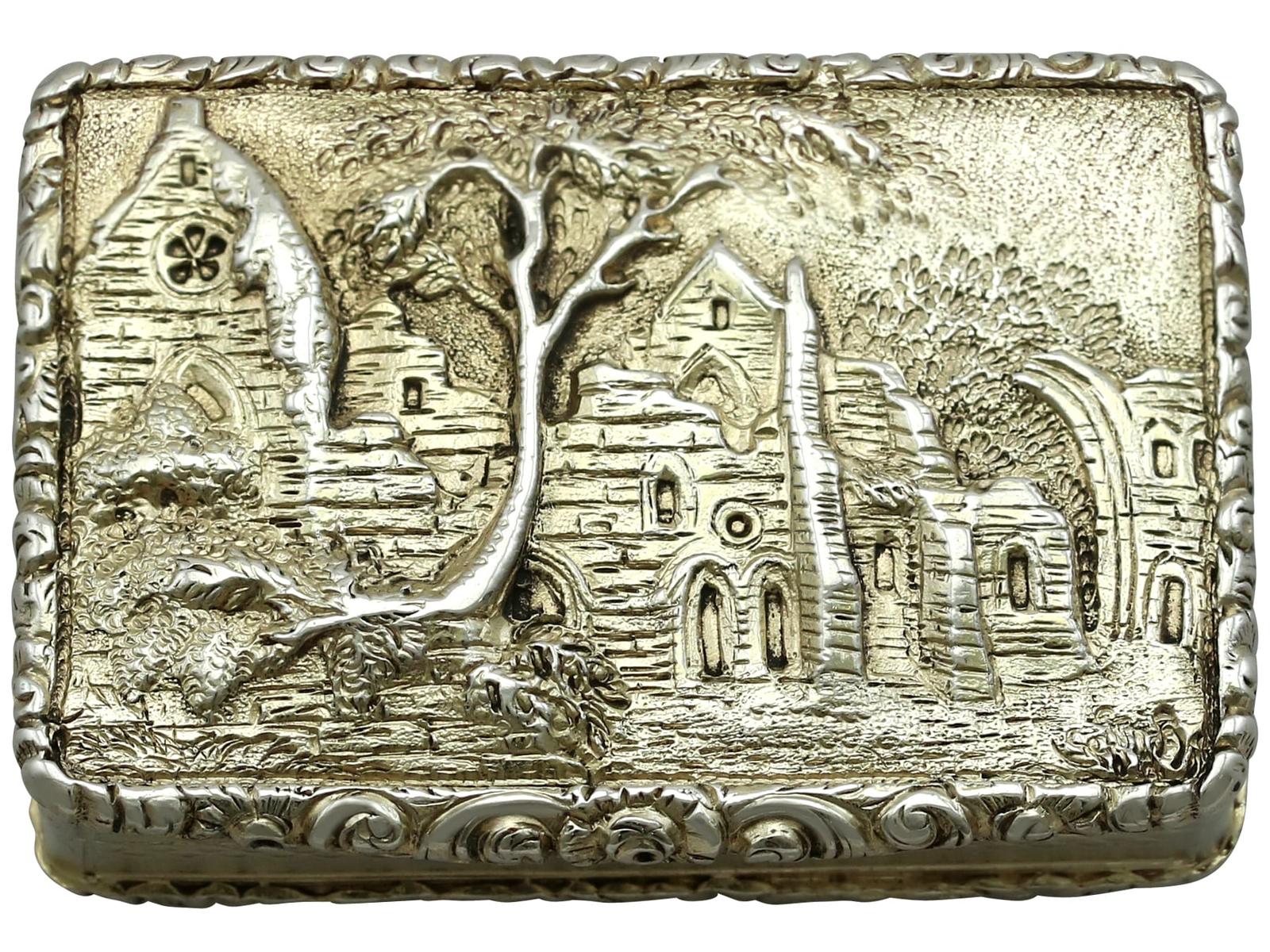 Antique William IV Sterling Silver Gilt Vinaigrette 1835 (1 of 14)