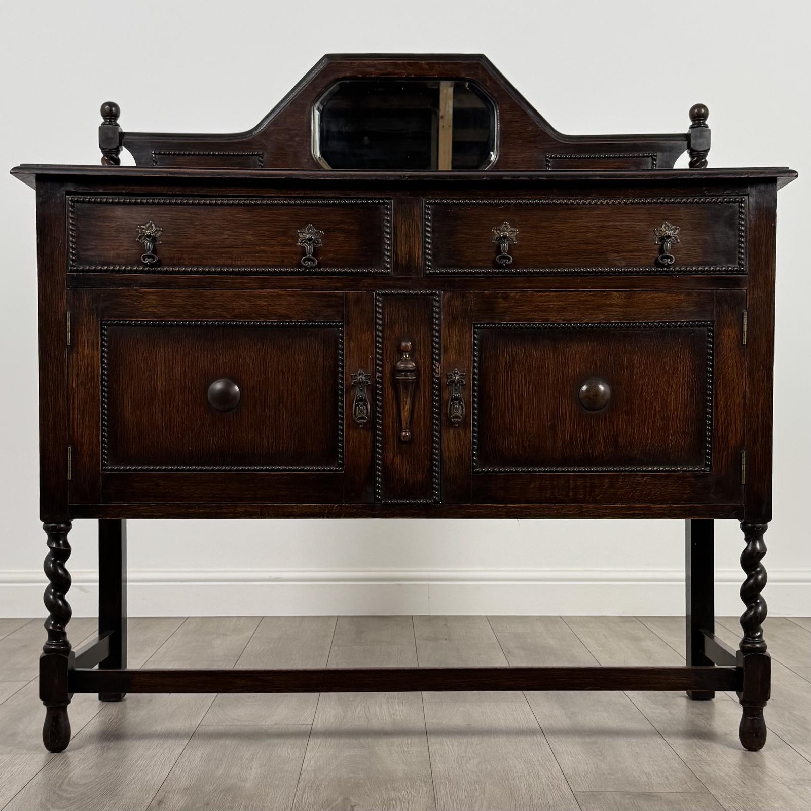 Antique 20th Century Barley Twist Sideboard in Oak (1 of 12)