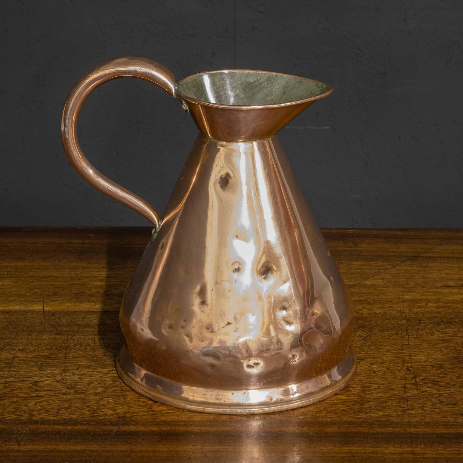 One Gallon Copper Flagon (1 of 7)