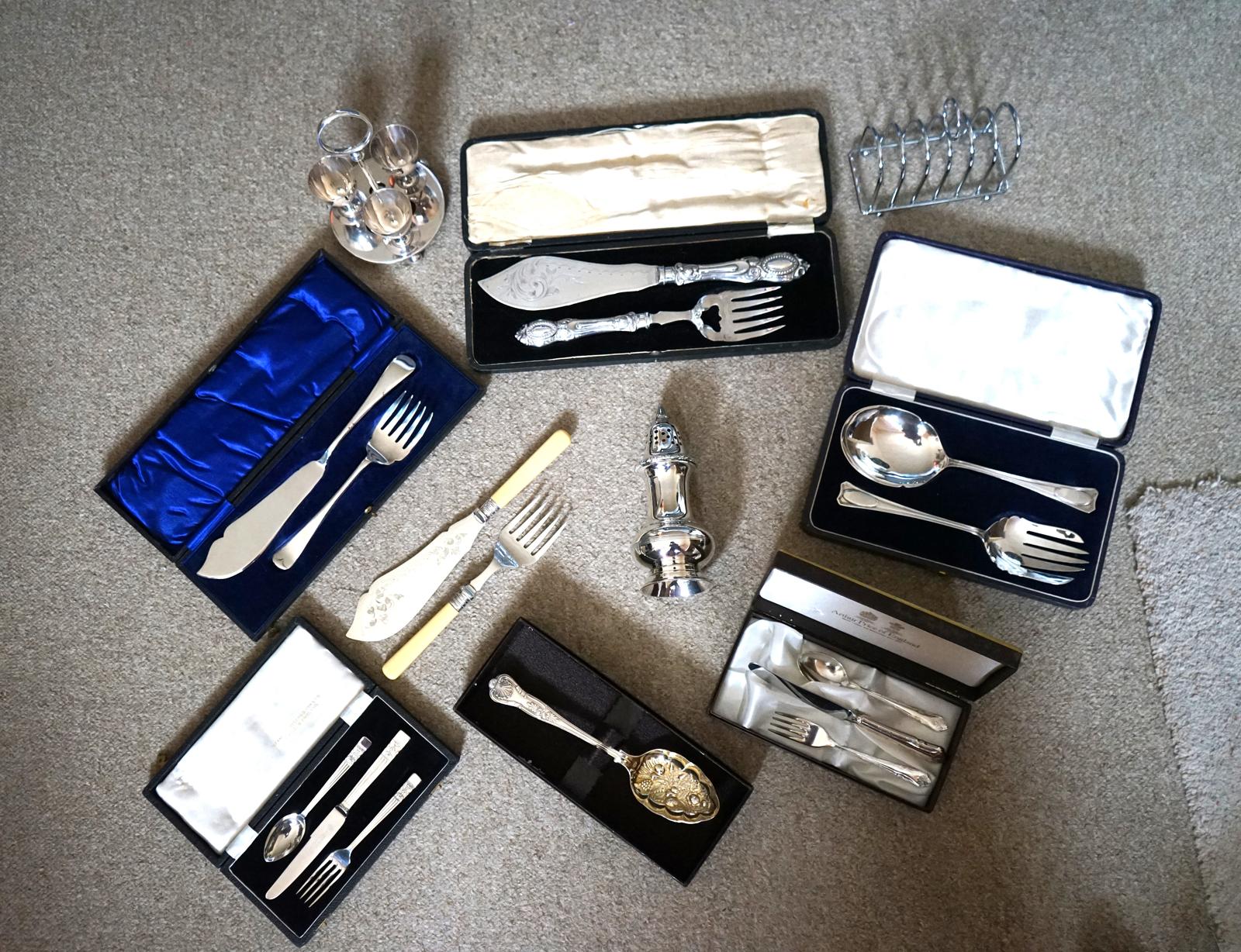 Silver Wedding Anniversary Gifts and Other Sentimental Occasions (1 of 17)