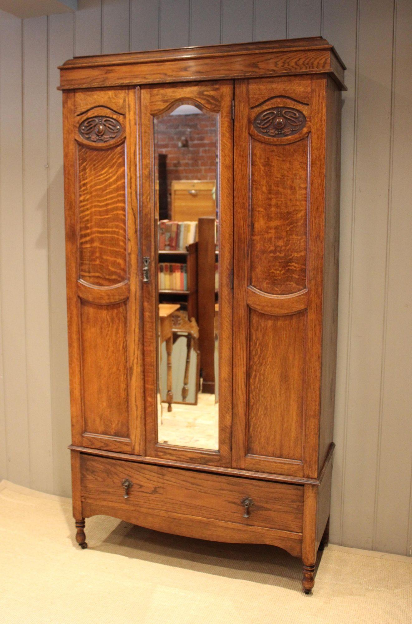 Edwardian Solid Oak Wardrobe (1 of 12)