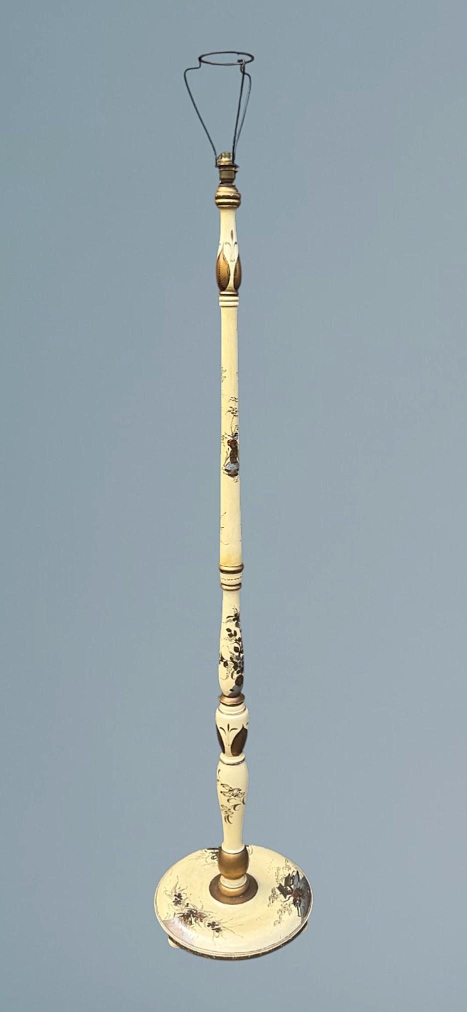 Lacquered Chinoiserie Standard Lamp Circa 1930 (1 of 13)