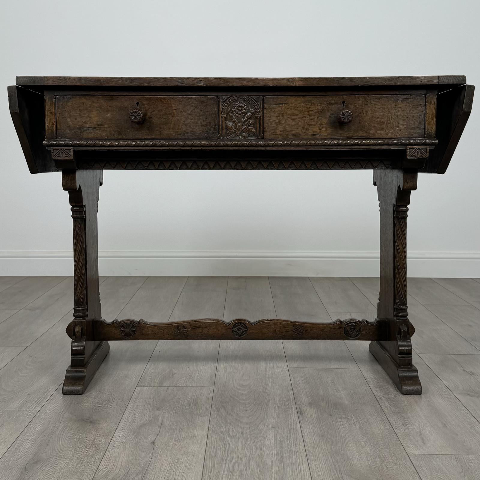 Antique 20th Century Gothic Style Side Table in Oak (1 of 16)