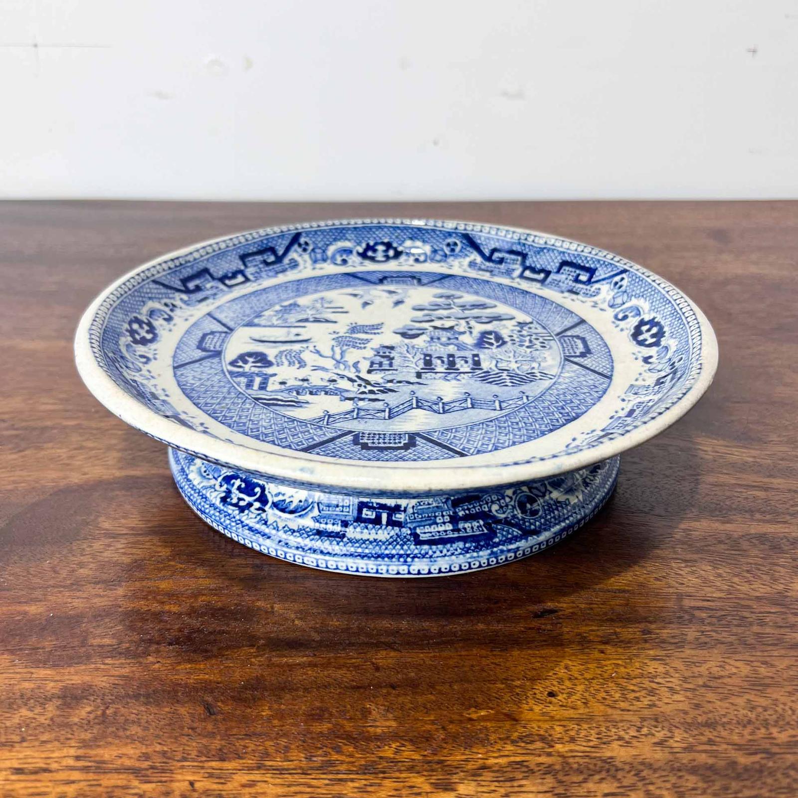 Blue & White Willow Pattern Cake Stand or Tazza (1 of 8) Blue & White Willow Pattern Cake Stand or Tazza (1 of 8)