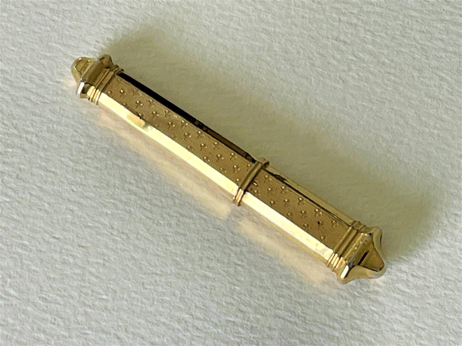 Gorgeous French Silver Gilt Needle Case (1 of 7) Gorgeous French Silver Gilt Needle Case (1 of 7)