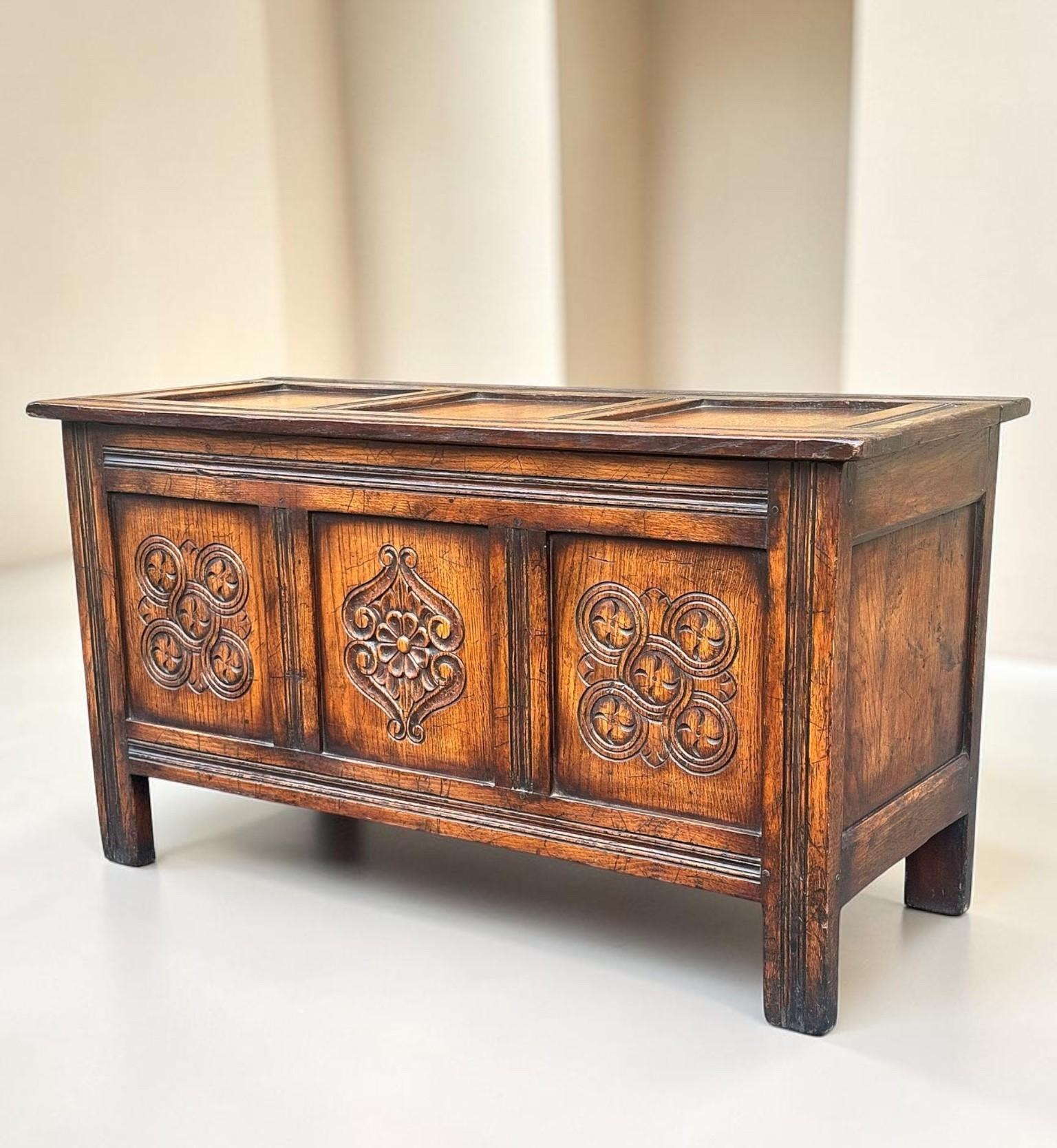 Carved Oak Blanket Box / Trunk G,T. Rackstraw of Worcester (1 of 14) Carved Oak Blanket Box / Trunk G,T. Rackstraw of Worcester (1 of 14)