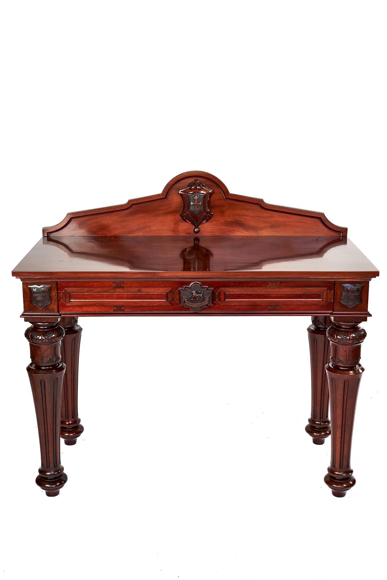 Fine Victorian Mahogany Hall / Serving table with Armorial shields (1 of 10)