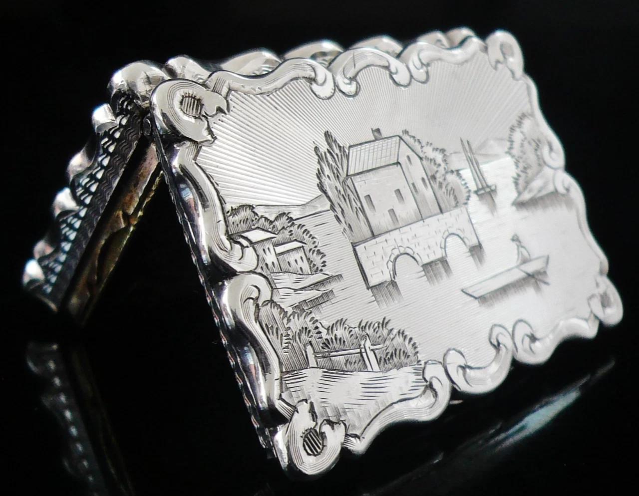 Sterling Silver Picture Top Vinaigrette, Yapp & Woodward, Birmingham 1847 (1 of 13) Sterling Silver Picture Top Vinaigrette, Yapp & Woodward, Birmingham 1847 (1 of 13)