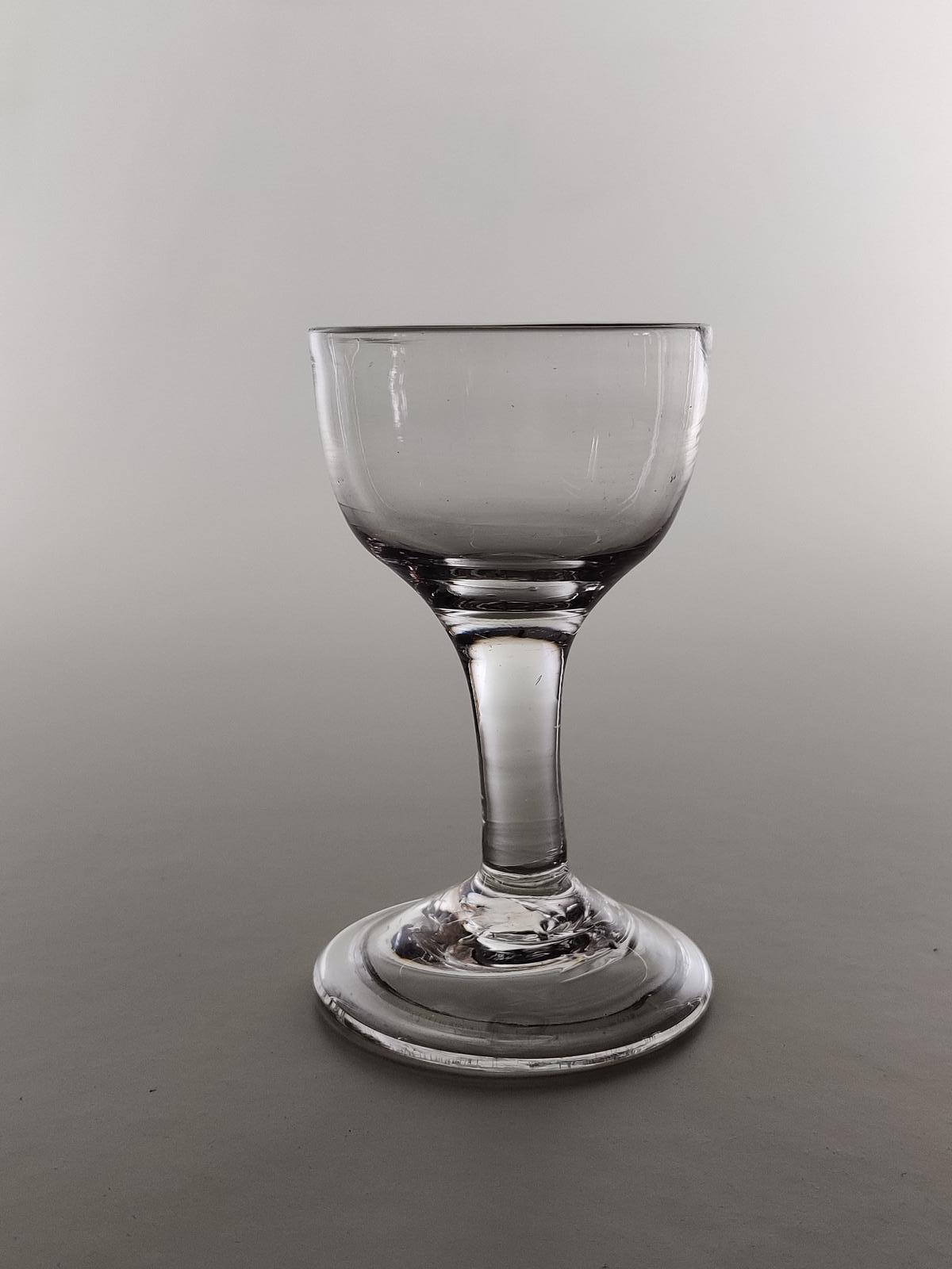 Early Mead Glass BA1348 / LA411642