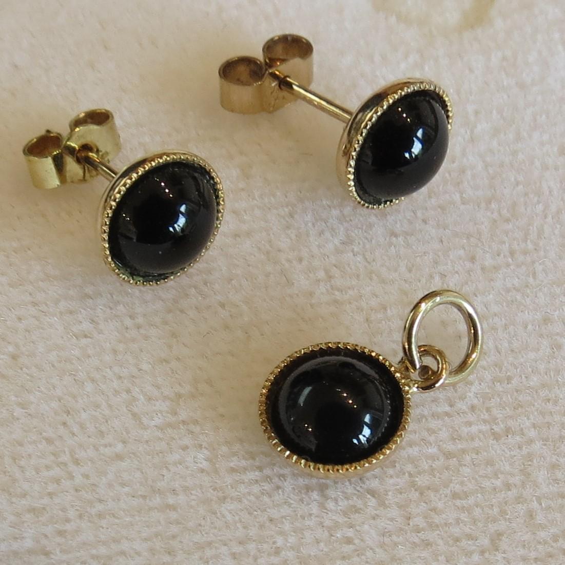 Suite of Gold Onyx Earrings and Pendant (1 of 3)