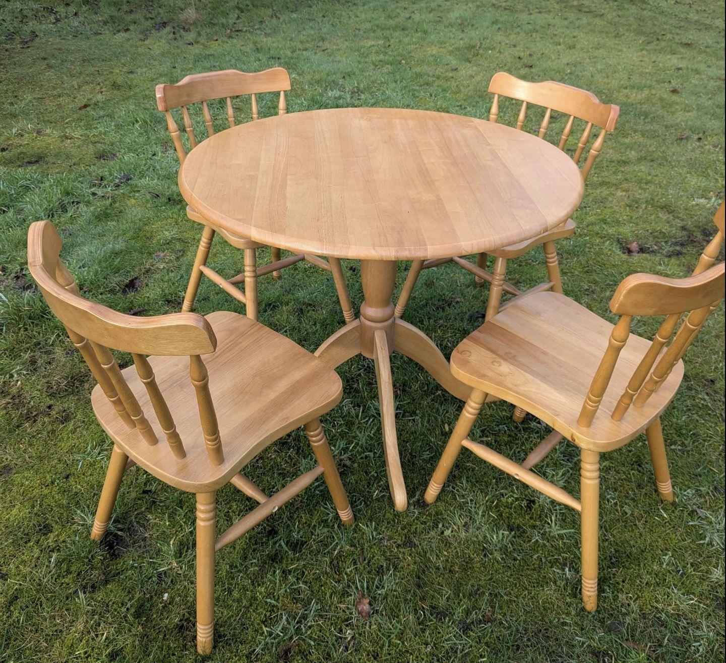 Vintage Style Beech Farmhouse Dining Table & 4 Chairs (1 of 6) Vintage Style Beech Farmhouse Dining Table & 4 Chairs (1 of 6)