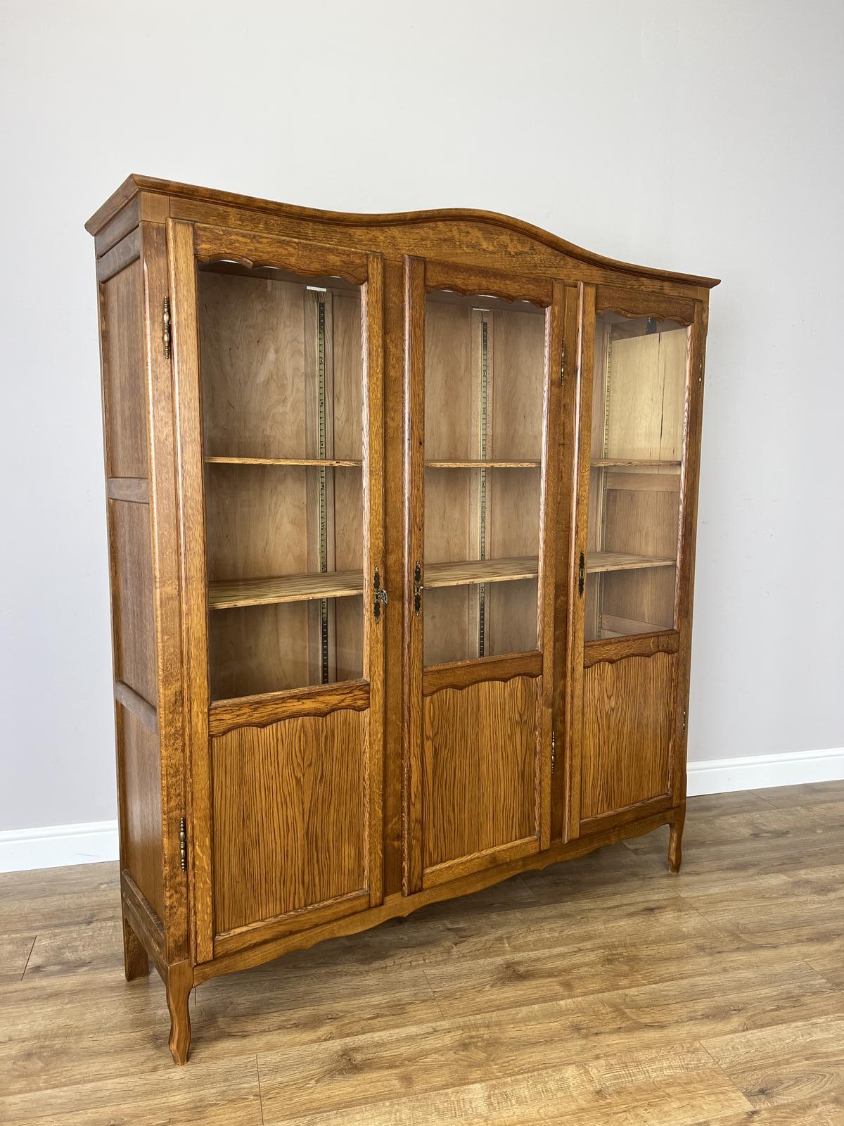 Bookcase Vintage French Style Oak Glazed Display Sideboard (1 of 10) Bookcase Vintage French Style Oak Glazed Display Sideboard (1 of 10)