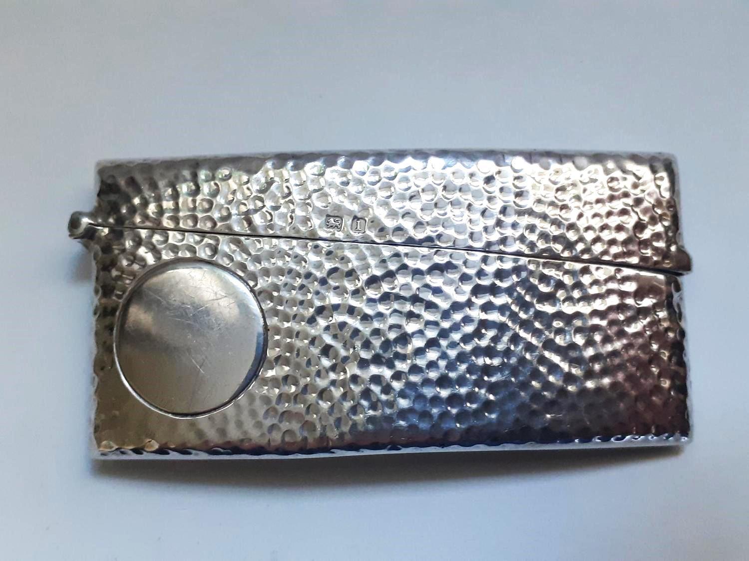 Edwardian Arts & Crafts Silver Card Case (1 of 7)