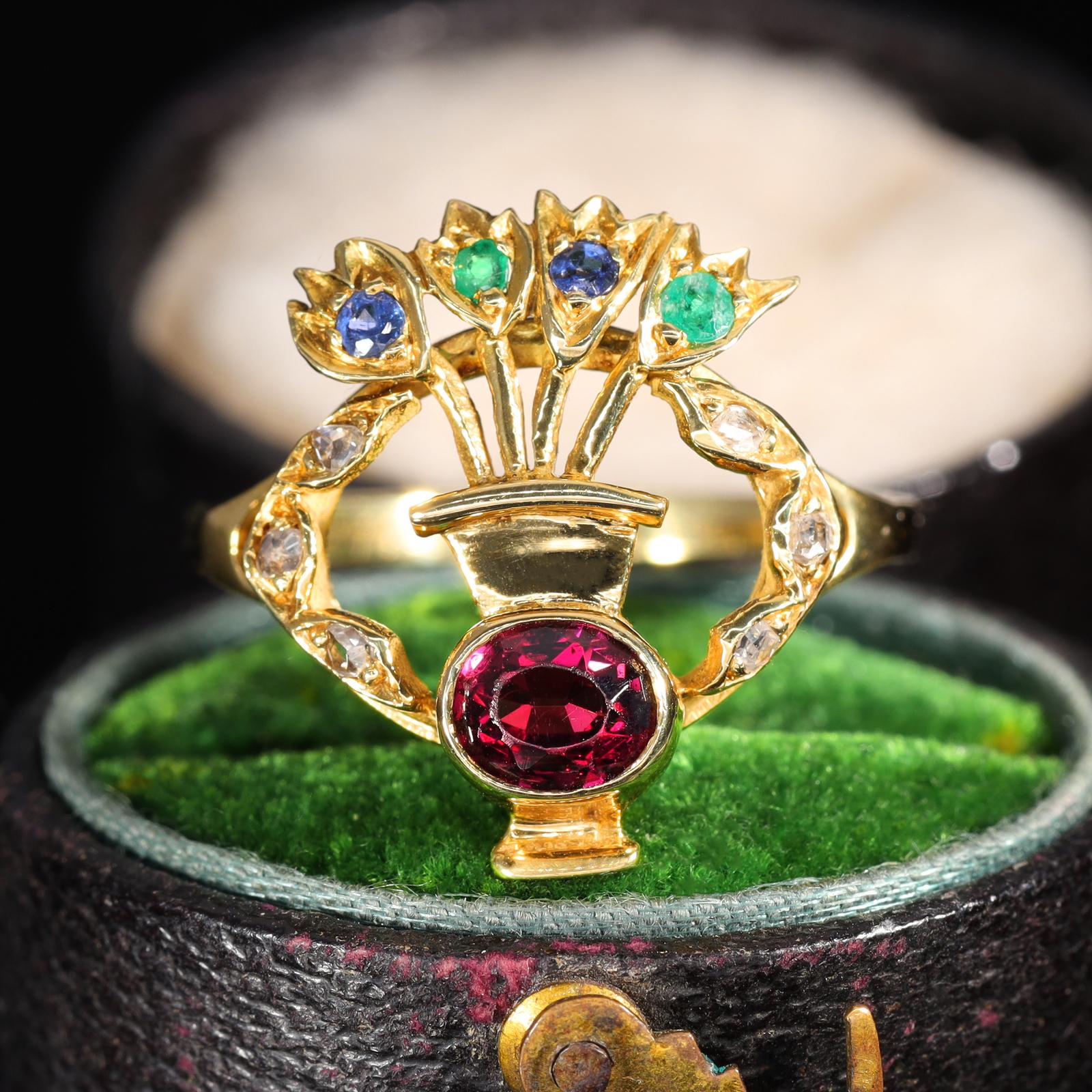 The Vintage 1988 Gemstone Flamboyant Vase Ring (1 of 9)