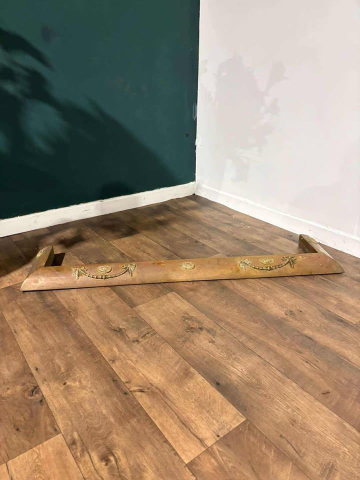 Edwardian Brass Fender (1 of 10)
