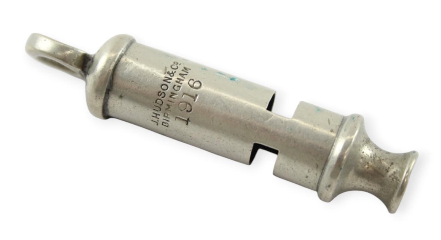 World War 1916 J.Hudson & Co - Birmingham - Military Whistle (1 of 6) World War 1916 J.Hudson & Co - Birmingham - Military Whistle (1 of 6)