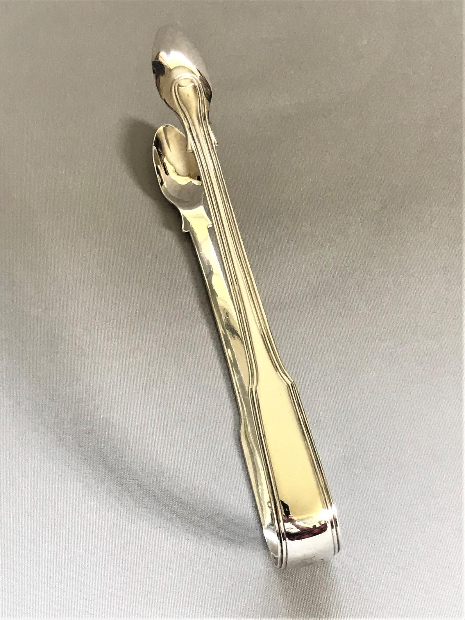 Pair of Georgian Silver Fiddle & Thread Pattern Tongs (1 of 6) Pair of Georgian Silver Fiddle & Thread Pattern Tongs (1 of 6)