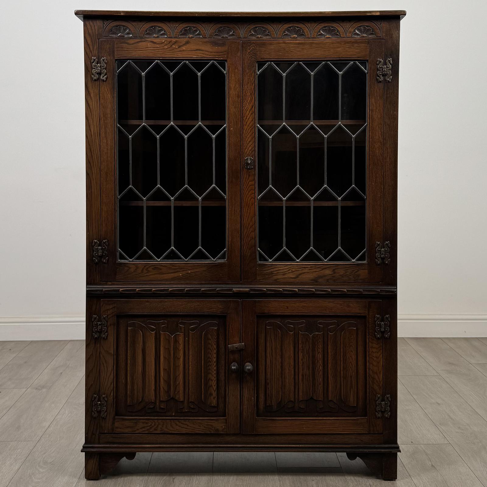 Antique 20th Century Carved Oak Display Cabinet (1 of 10) Antique 20th Century Carved Oak Display Cabinet (1 of 10)
