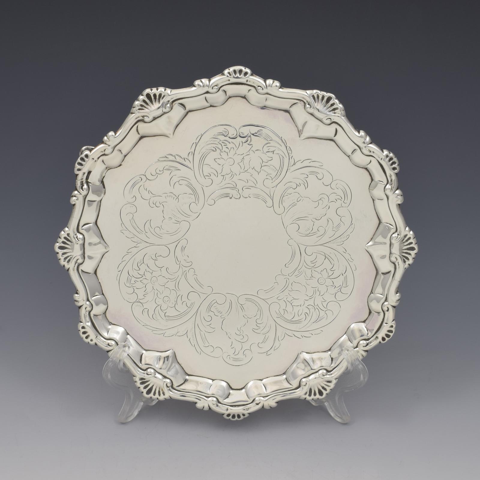 Fine Georgian Silver Waiter / Salver Ebenezer Coker 1769 (1 of 2)