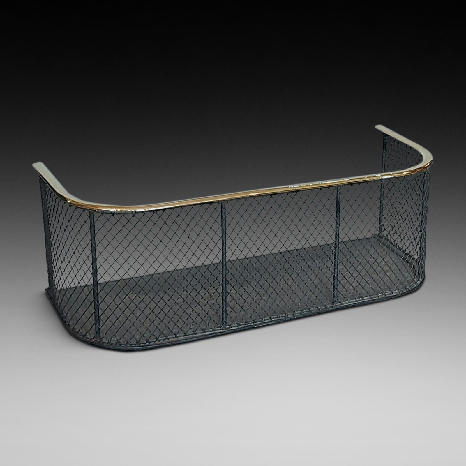 Early 19th Century Brass Frame Nursery Fire Guard (1 of 5)