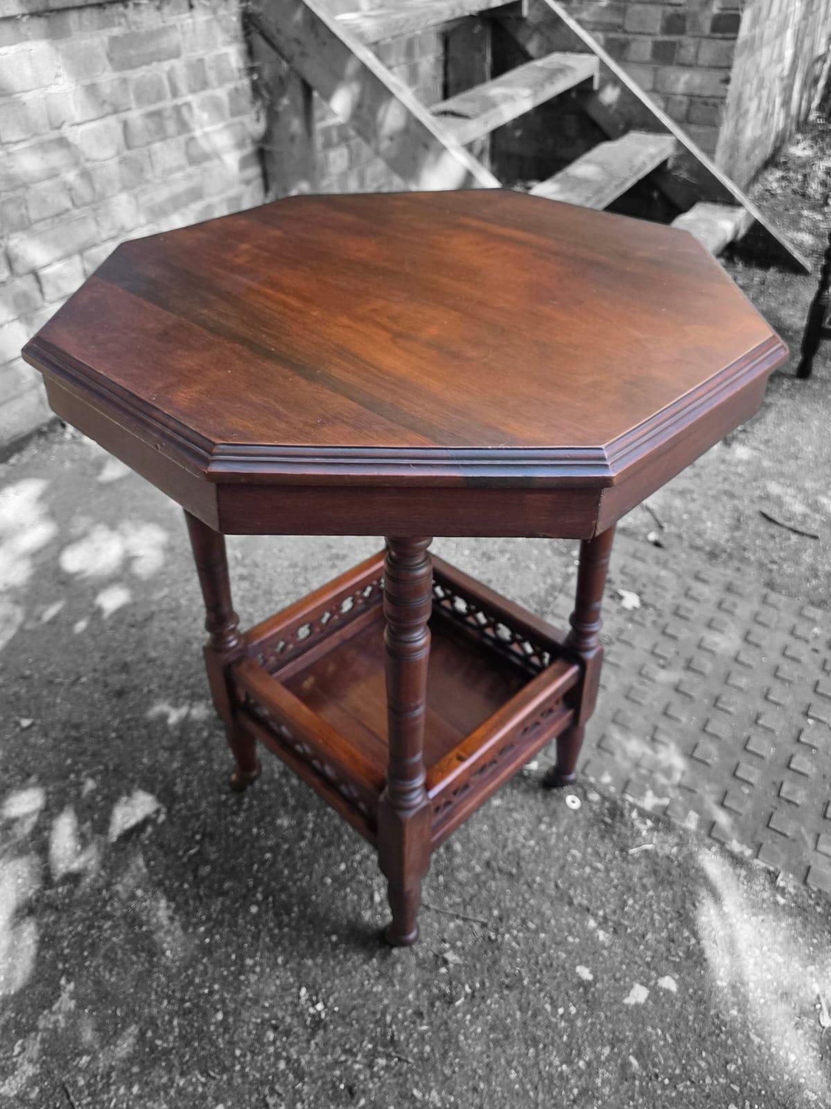 Antique Late Victorian / Early Edwardian Octagonal Occasional Side Table (1 of 7) Antique Late Victorian / Early Edwardian Octagonal Occasional Side Table (1 of 7)