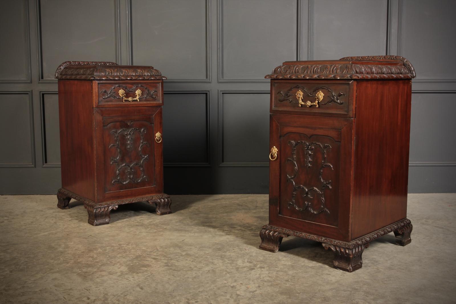 Pair of Chippendale Mahogany Bedside Cabinets (1 of 12)