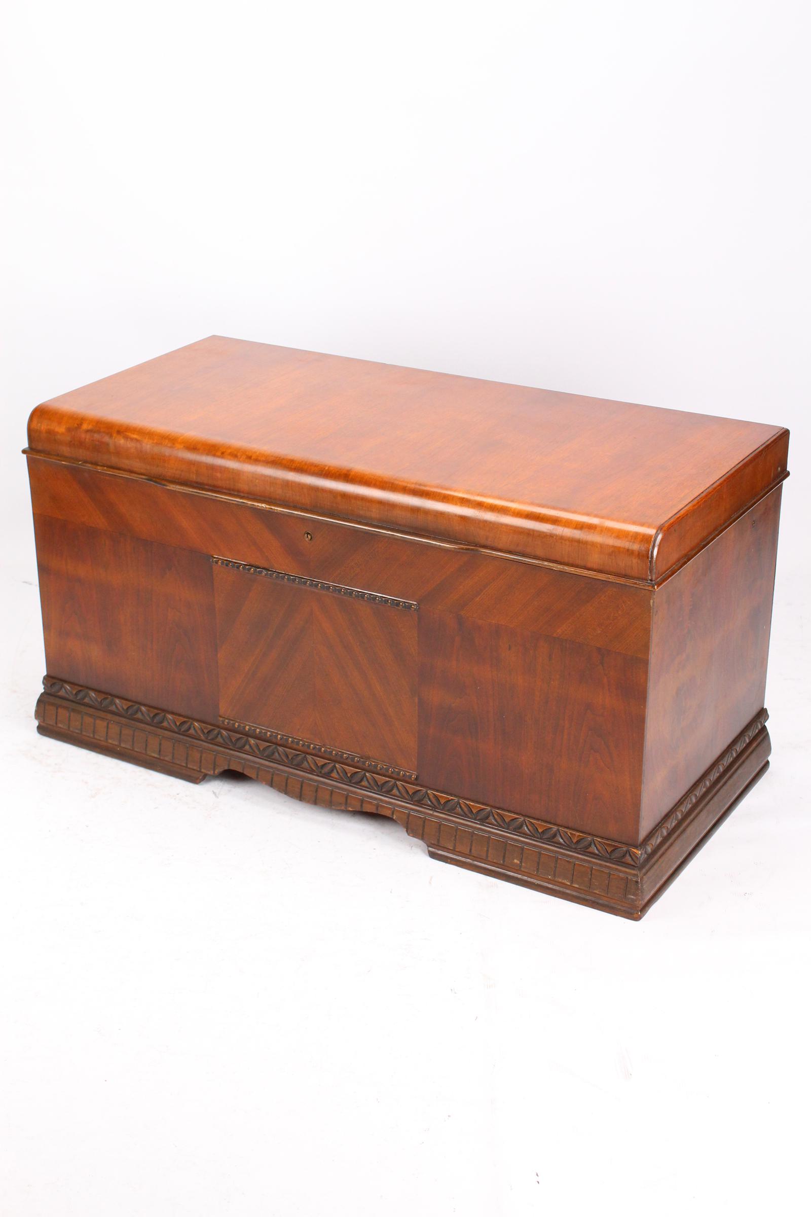 Art Deco Cedar Lined Walnut Chest (1 of 13) Art Deco Cedar Lined Walnut Chest (1 of 13)