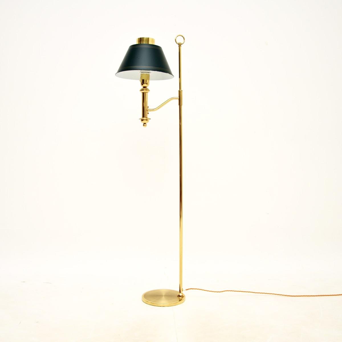 Classical Style Brass & Tole Floor Lamp (1 of 9) Classical Style Brass & Tole Floor Lamp (1 of 9)