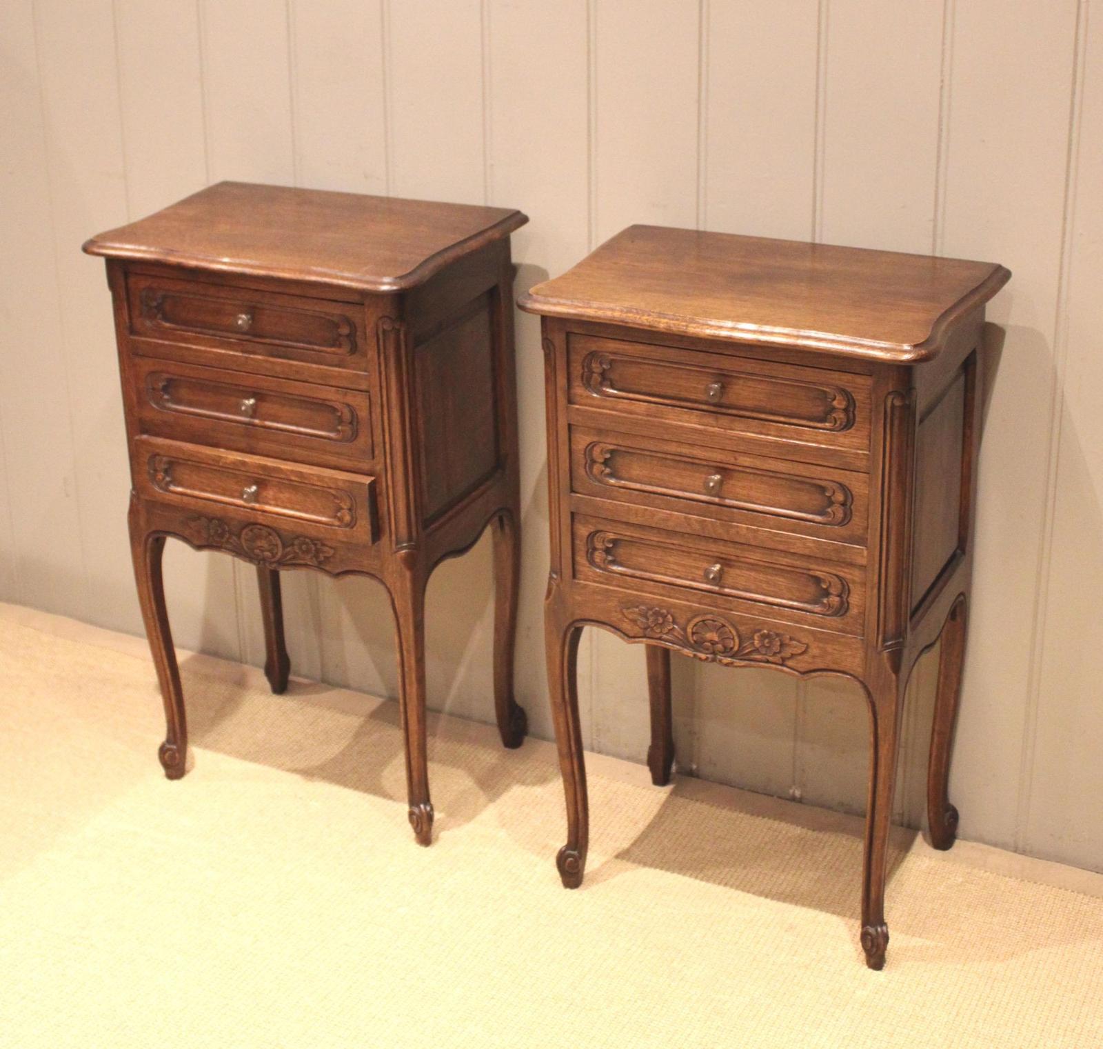 Pair of French Oak Bedside Cabinets (1 of 11) Pair of French Oak Bedside Cabinets (1 of 11)