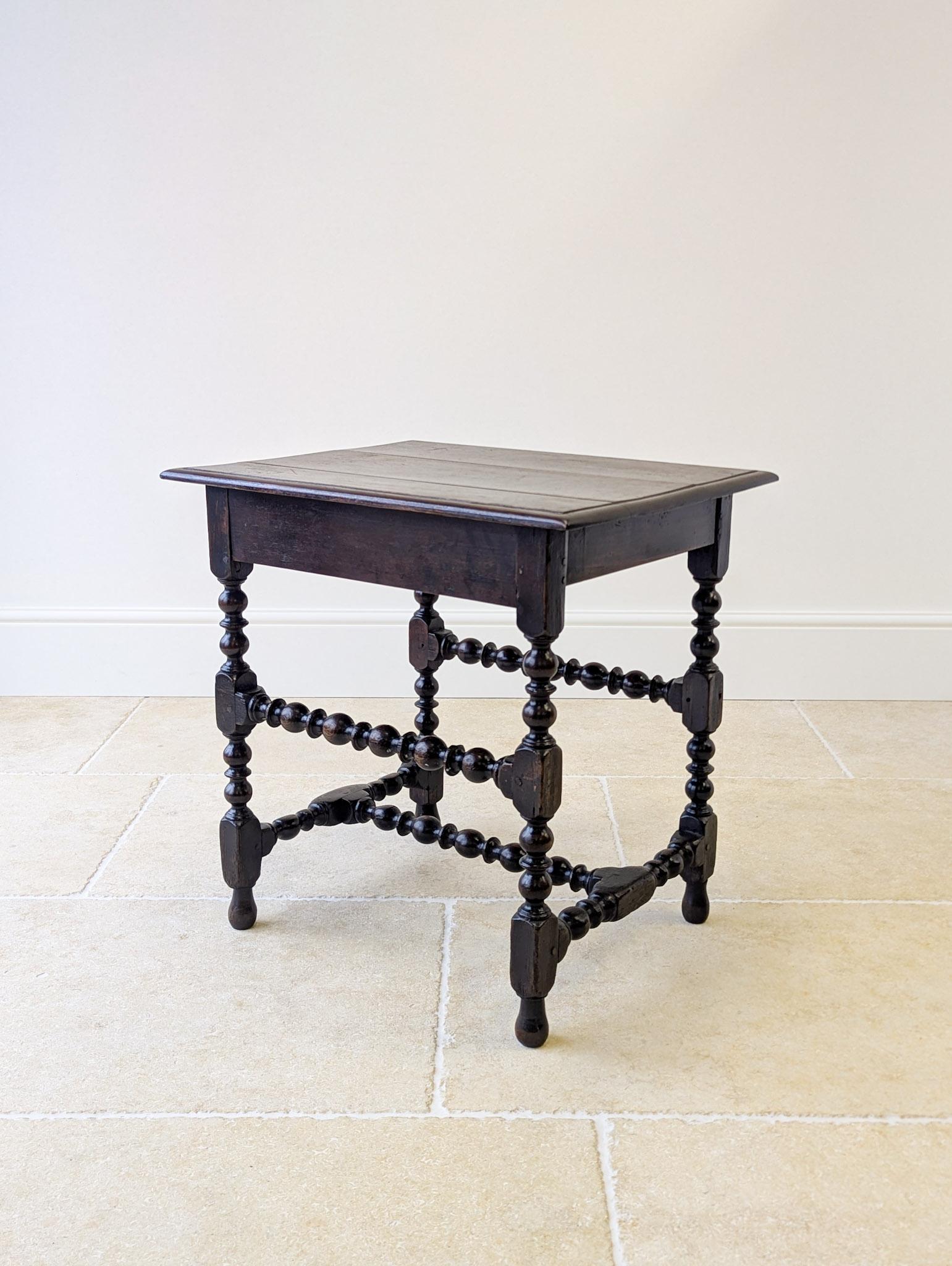 Antique Charles II Oak Bobbin-turned Side Table c.1680 (1 of 18) Antique Charles II Oak Bobbin-turned Side Table c.1680 (1 of 18)