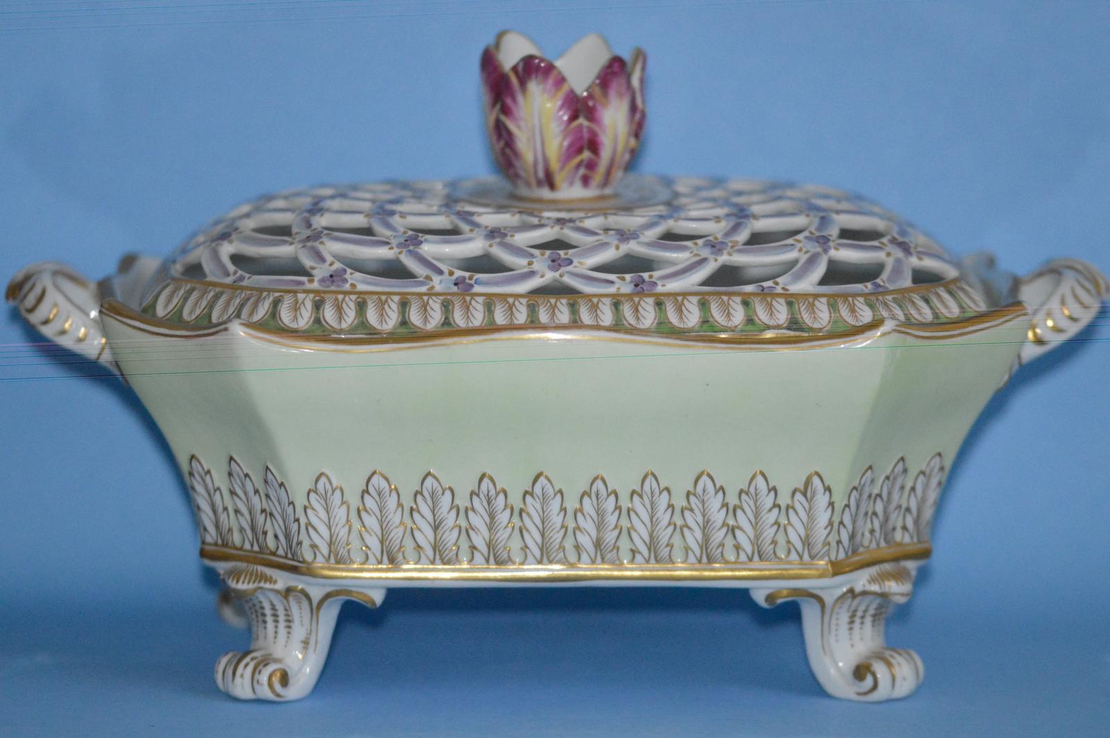 A 19th Century  Spode Porcelain Pot Pourri Dish  - Circa 1820 (1 of 8)