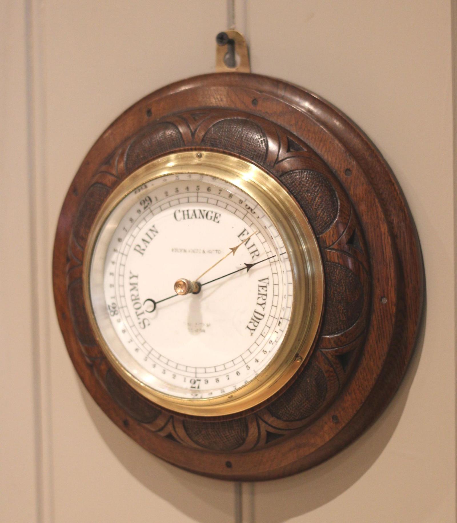 Circular Oak Aneroid Barometer (1 of 10) Circular Oak Aneroid Barometer (1 of 10)