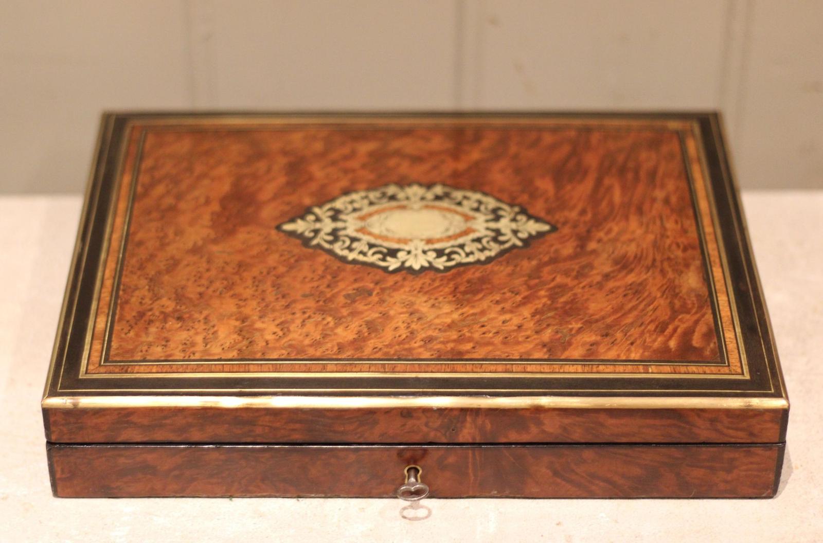 French Amboyna & Ebony Inlaid Sectioned Box (1 of 10) French Amboyna & Ebony Inlaid Sectioned Box (1 of 10)