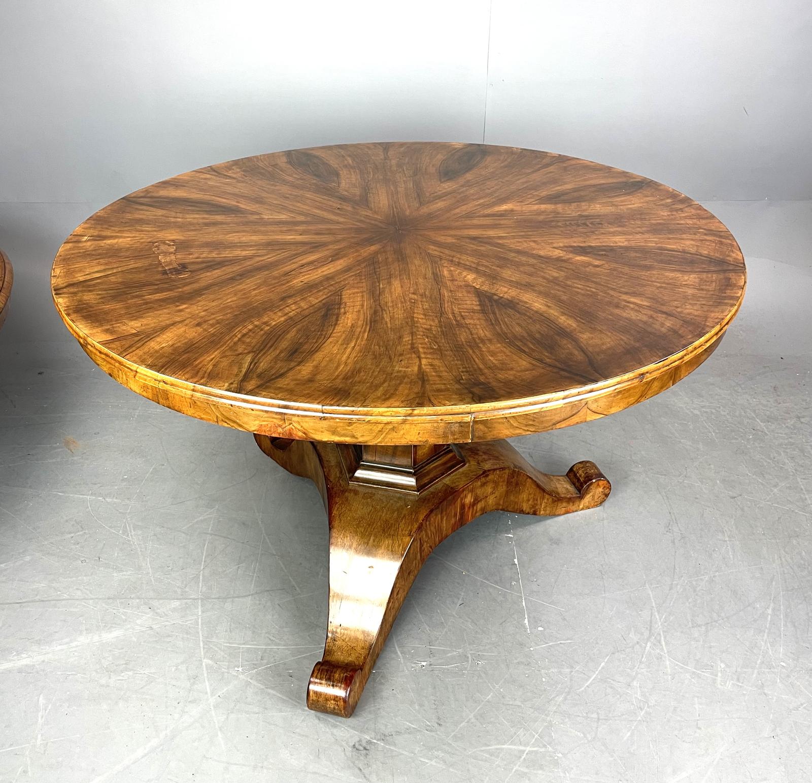 19th Century Walnut Circular Centre / Dining Table (1 of 5) 19th Century Walnut Circular Centre / Dining Table (1 of 5)