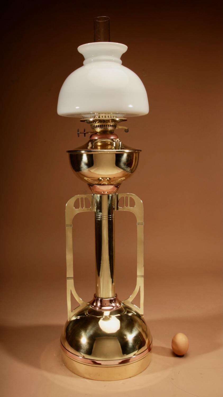 Very Stylish Rare Secessionist Period Paraffin Brass & Copper Table Lamp (1 of 11)