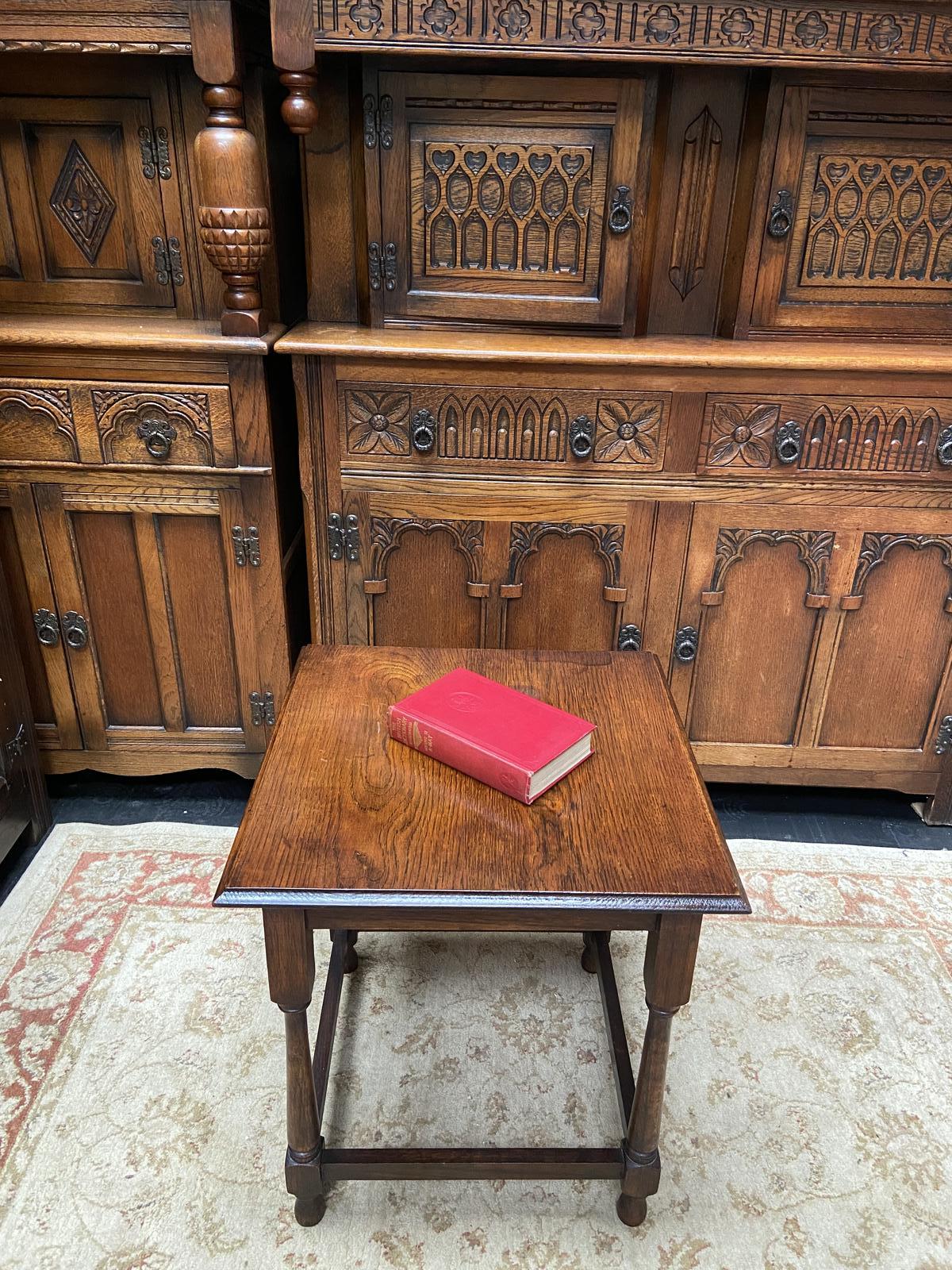 Vintage Wooden Occasional Table / Dark Oak / Made in England c.1920 (1 of 6)