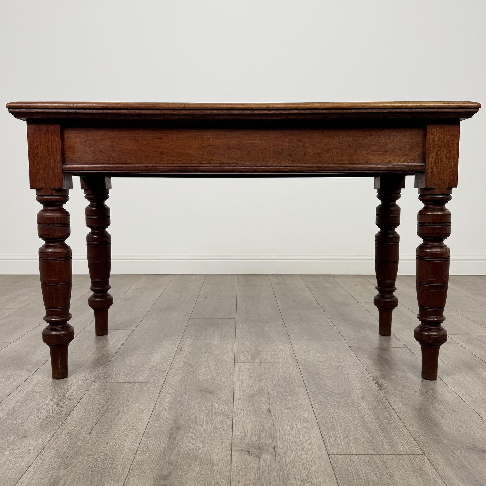 Antique 20th Century Fine Quality Side Table in Oak (1 of 9)