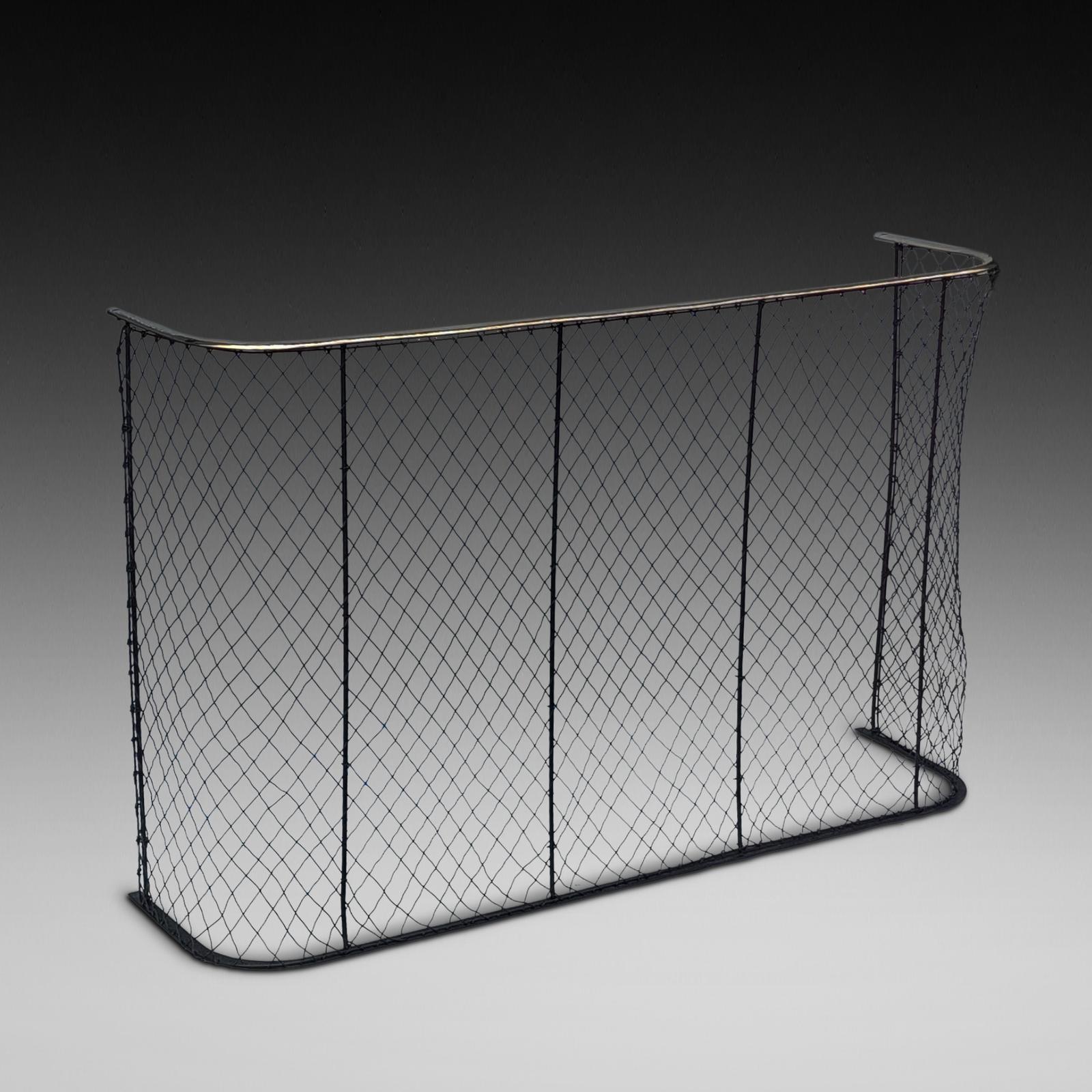 Victorian Brass Wire Mesh Nursery Fender Fire Spark Guard (1 of 7)