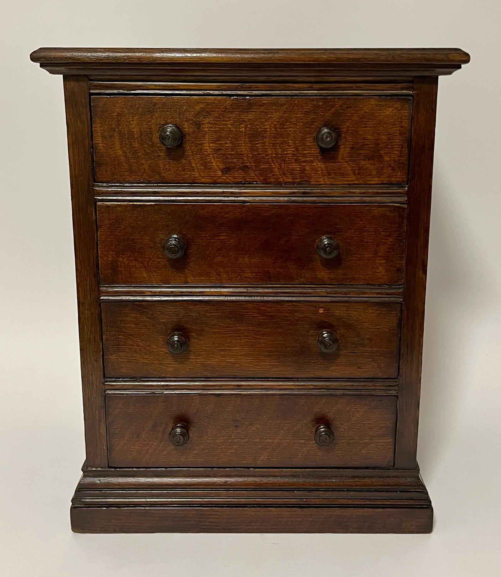 Antique Miniature Oak Tabletop Chest of Drawers (1 of 10) Antique Miniature Oak Tabletop Chest of Drawers (1 of 10)
